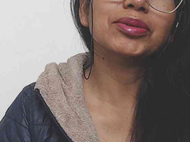 KATYY-HOTTT webcam
