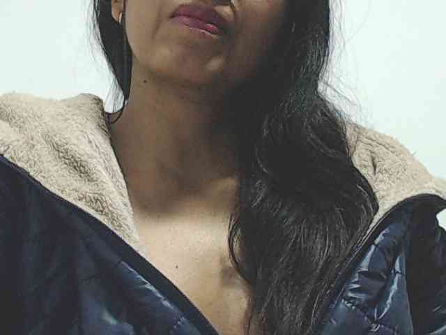 KATYY-HOTTT webcam
