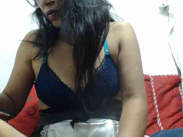 KATYY-HOTTT webcam