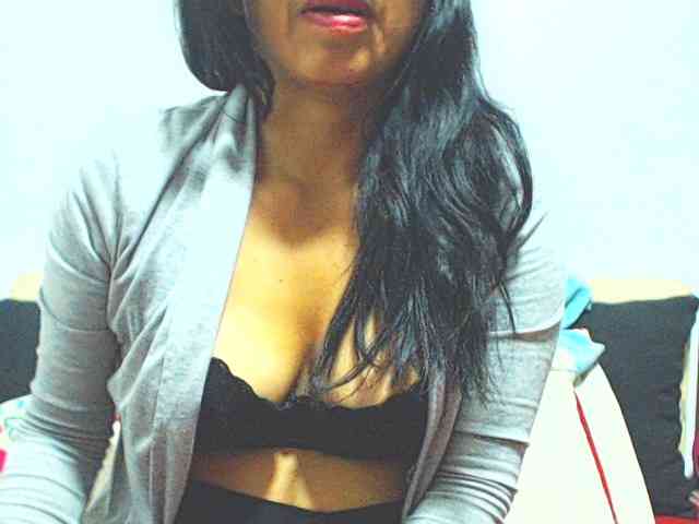 KATYY-HOTTT webcam