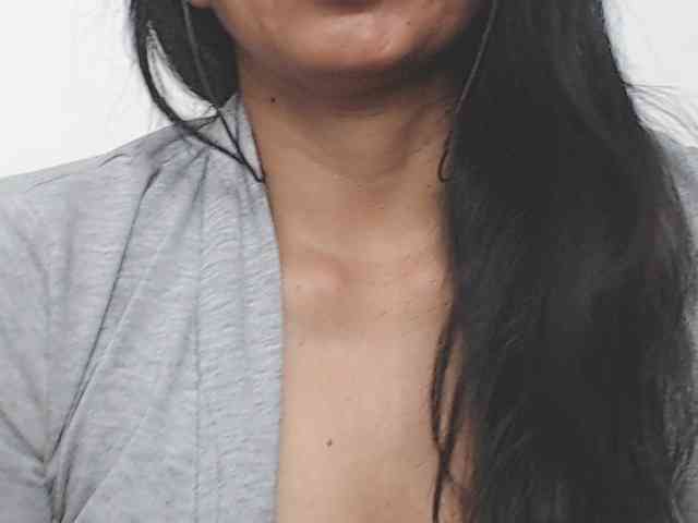 KATYY-HOTTT webcam