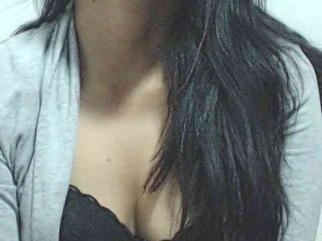 KATYY-HOTTT webcam