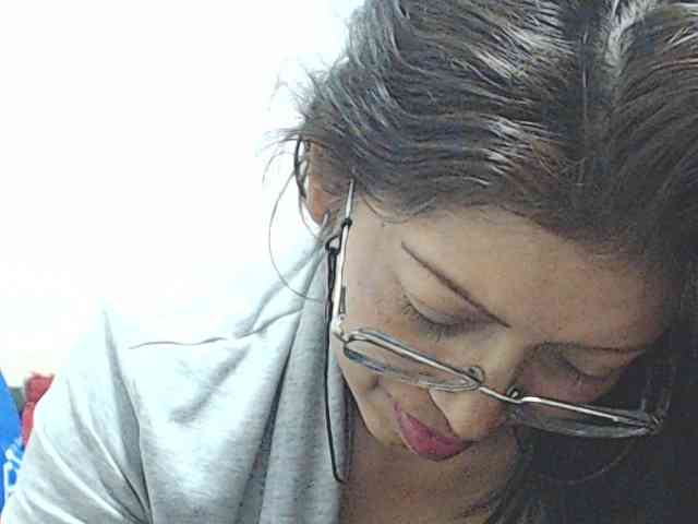 Modelo: KATYY-HOTTT