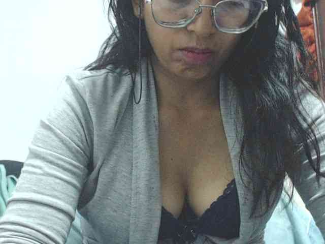 KATYY-HOTTT webcam