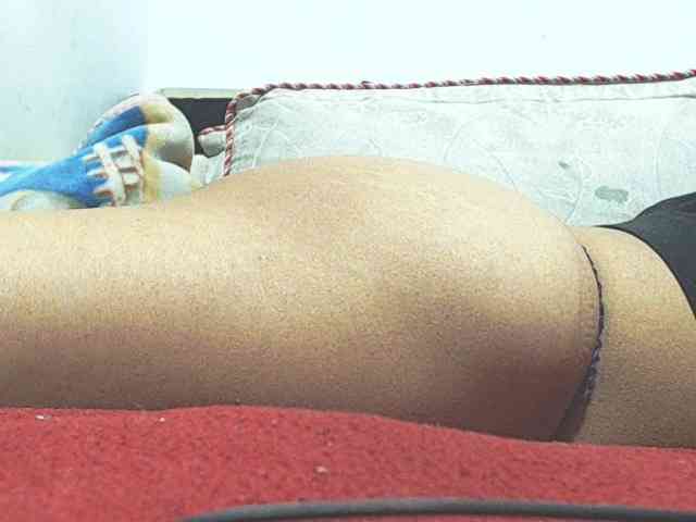 KATYY-HOTTT webcam