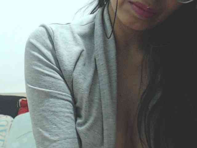KATYY-HOTTT webcam