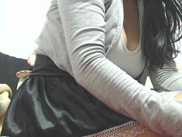 KATYY-HOTTT webcam