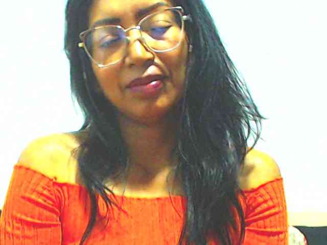KATYY-HOTTT webcam