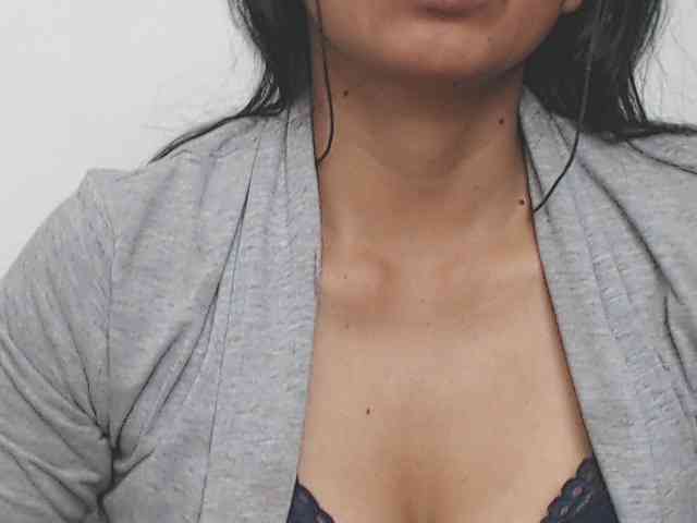 KATYY-HOTTT webcam