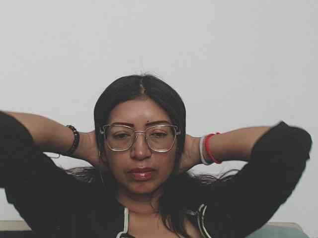 KATYY-HOTTT webcam