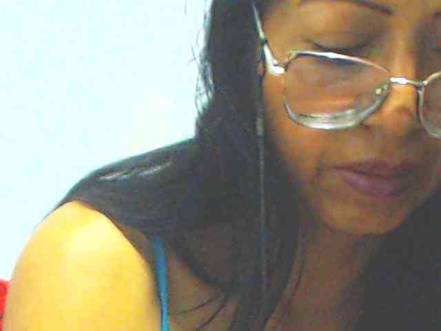 KATYY-HOTTT webcam