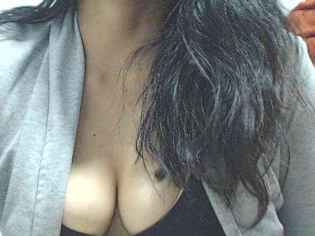 KATYY-HOTTT webcam