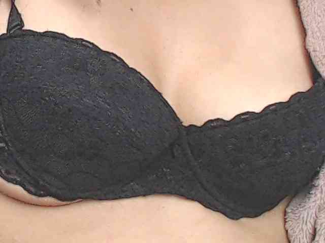 KATYY-HOTTT webcam