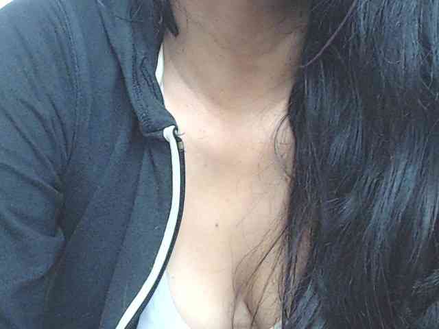 KATYY-HOTTT webcam
