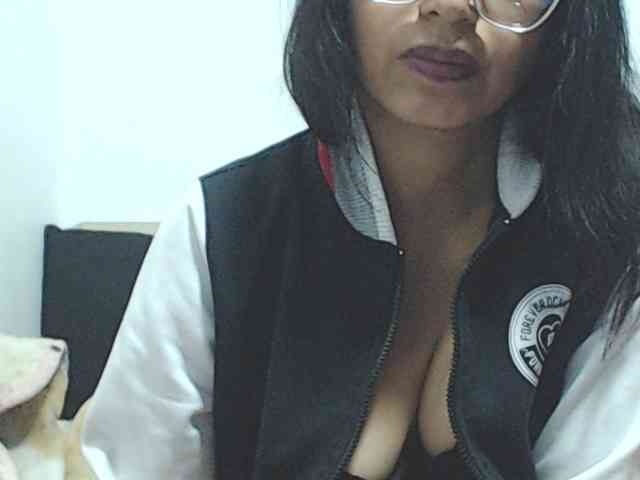 KATYY-HOTTT webcam