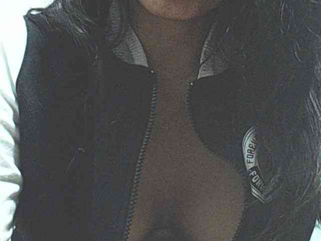 KATYY-HOTTT webcam