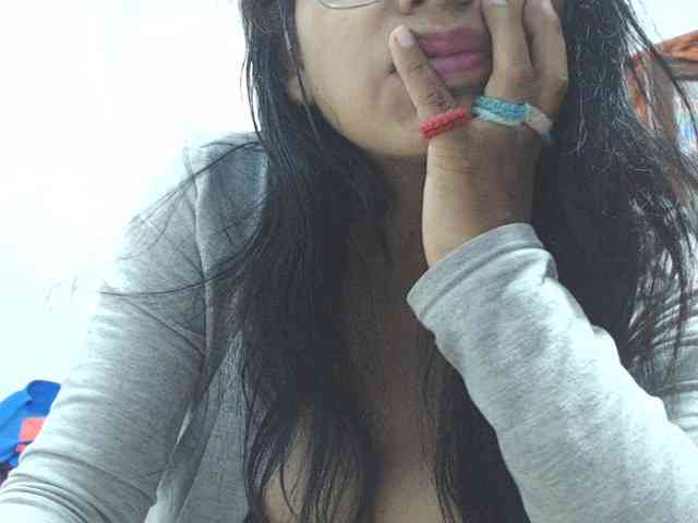 KATYY-HOTTT webcam