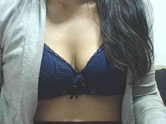KATYY-HOTTT webcam