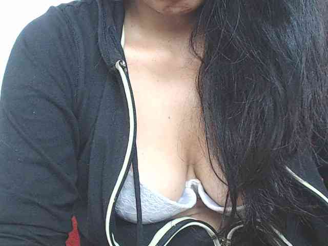 KATYY-HOTTT webcam