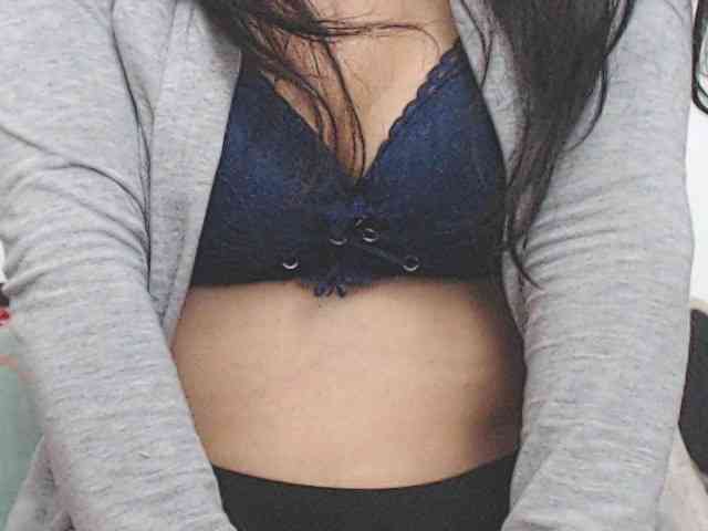 KATYY-HOTTT webcam