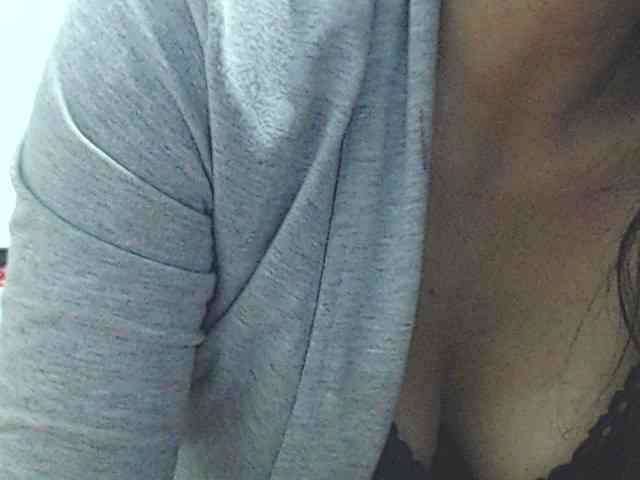 KATYY-HOTTT webcam