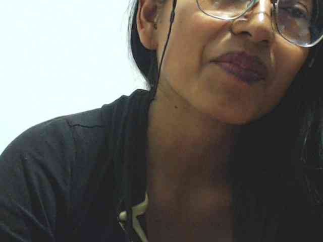 KATYY-HOTTT webcam