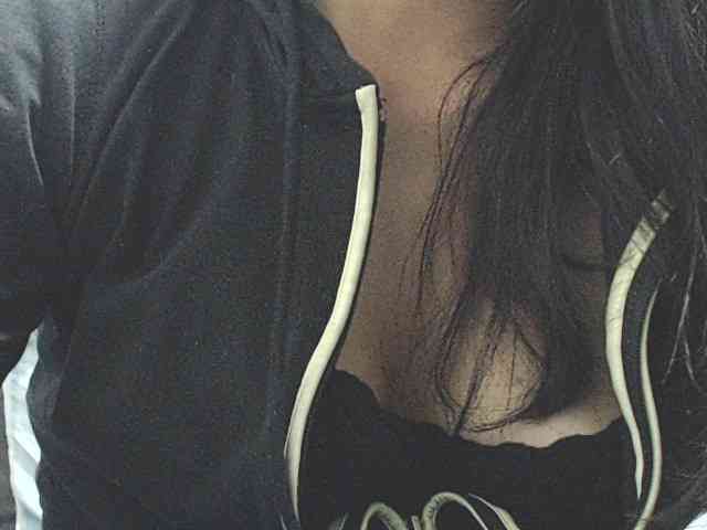 KATYY-HOTTT webcam