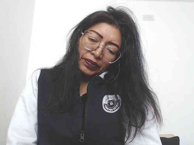 KATYY-HOTTT webcam
