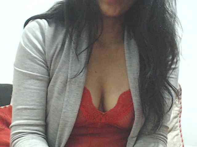 KATYY-HOTTT webcam