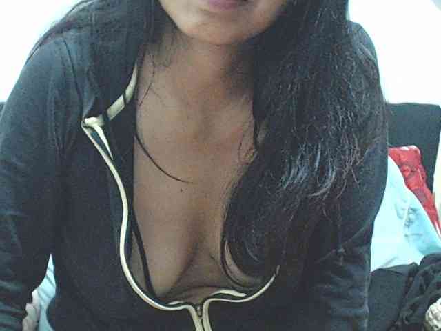 KATYY-HOTTT webcam