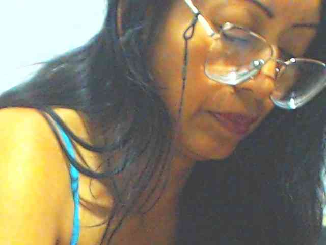 KATYY-HOTTT webcam