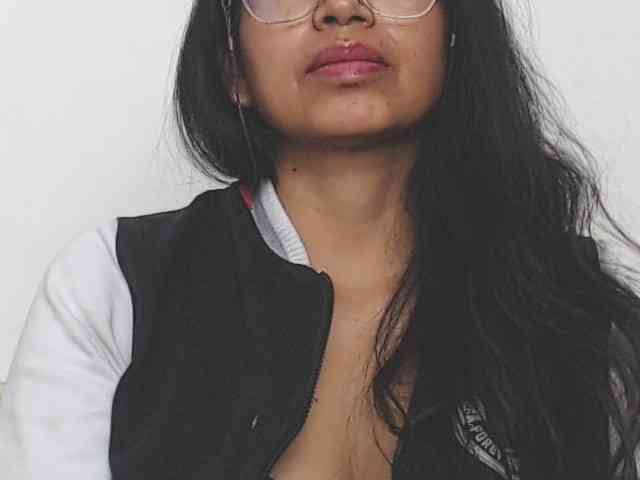 KATYY-HOTTT webcam