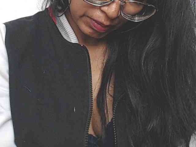 KATYY-HOTTT webcam