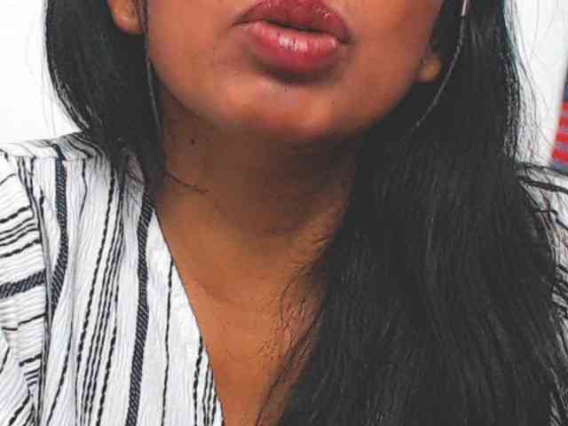 KATYY-HOTTT webcam