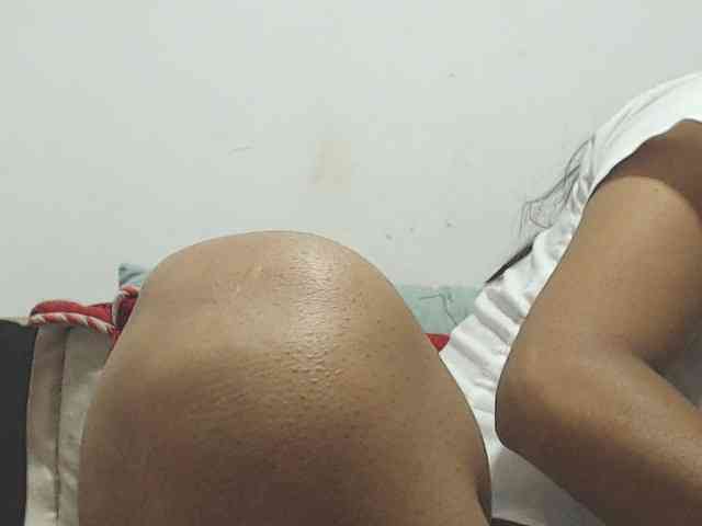 KATYY-HOTTT webcam