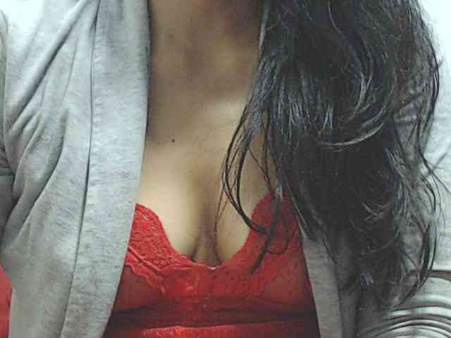 KATYY-HOTTT webcam