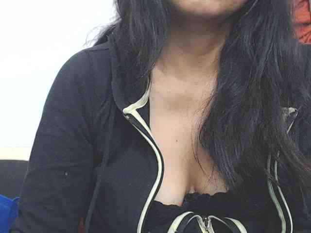 KATYY-HOTTT webcam