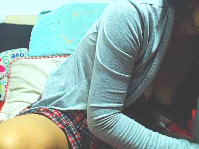KATYY-HOTTT webcam
