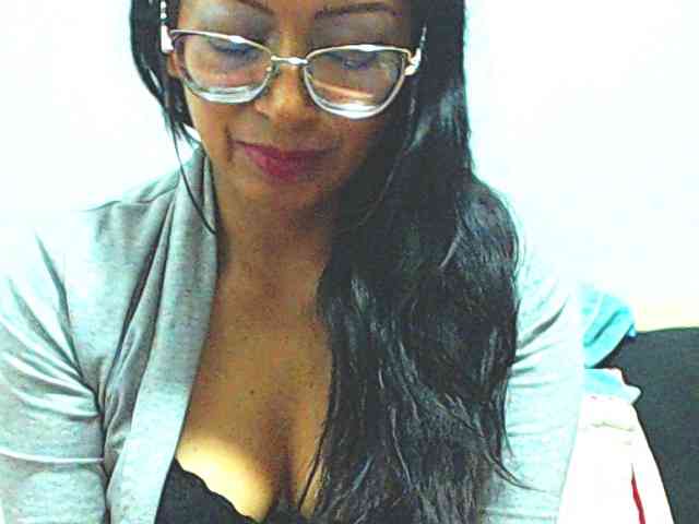 KATYY-HOTTT webcam