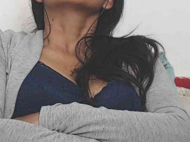 KATYY-HOTTT webcam