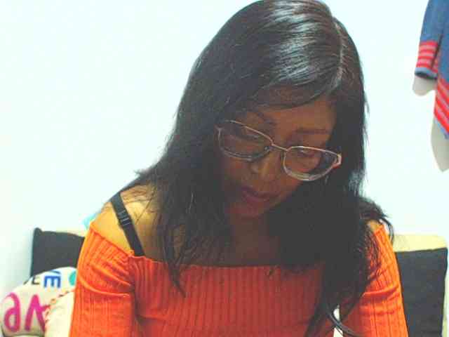 KATYY-HOTTT webcam