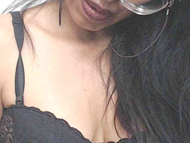 KATYY-HOTTT webcam
