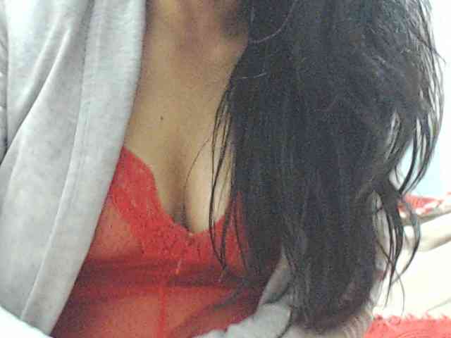 KATYY-HOTTT webcam