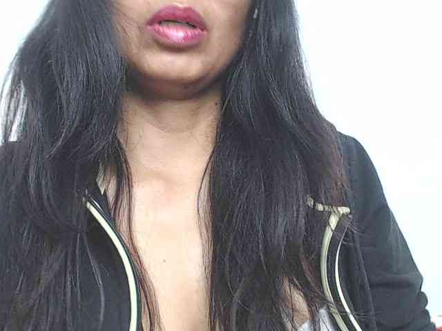KATYY-HOTTT webcam