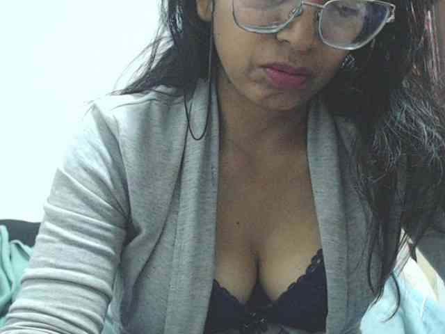 KATYY-HOTTT webcam