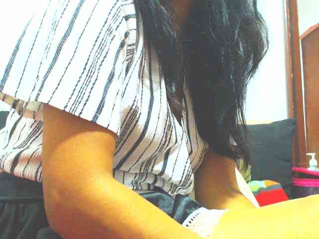 KATYY-HOTTT webcam