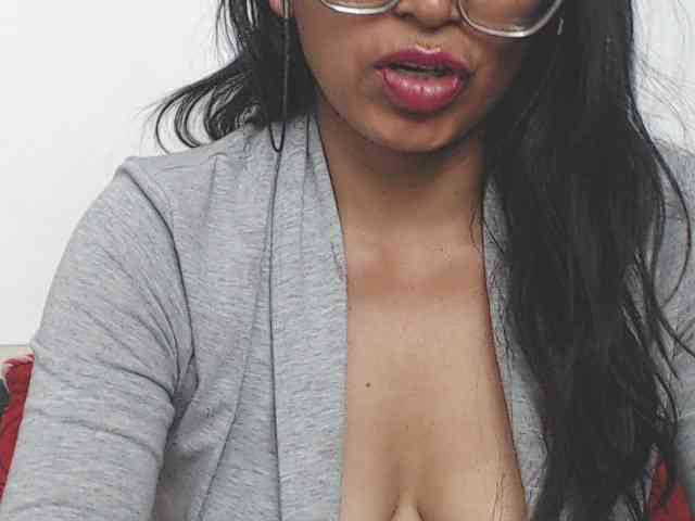 KATYY-HOTTT webcam