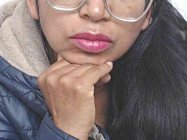 KATYY-HOTTT webcam