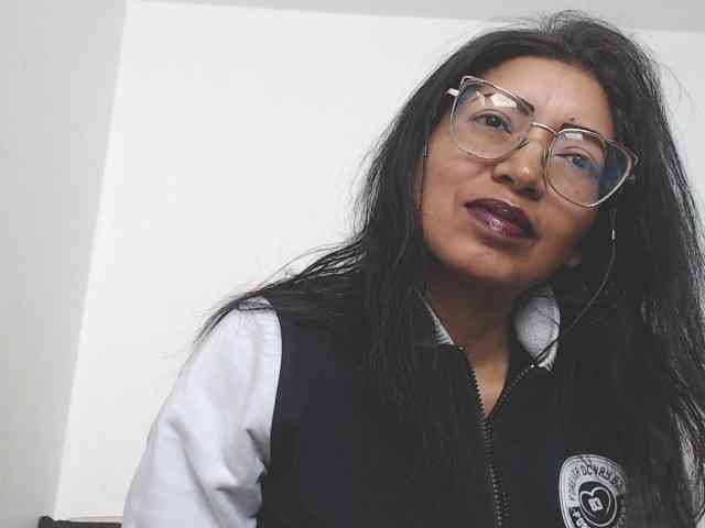 KATYY-HOTTT webcam