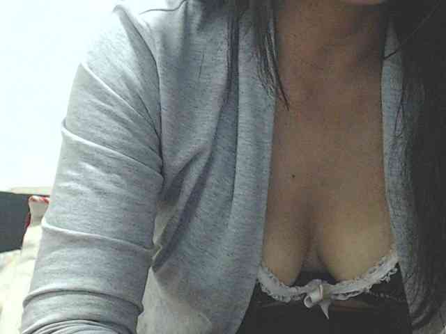 KATYY-HOTTT webcam